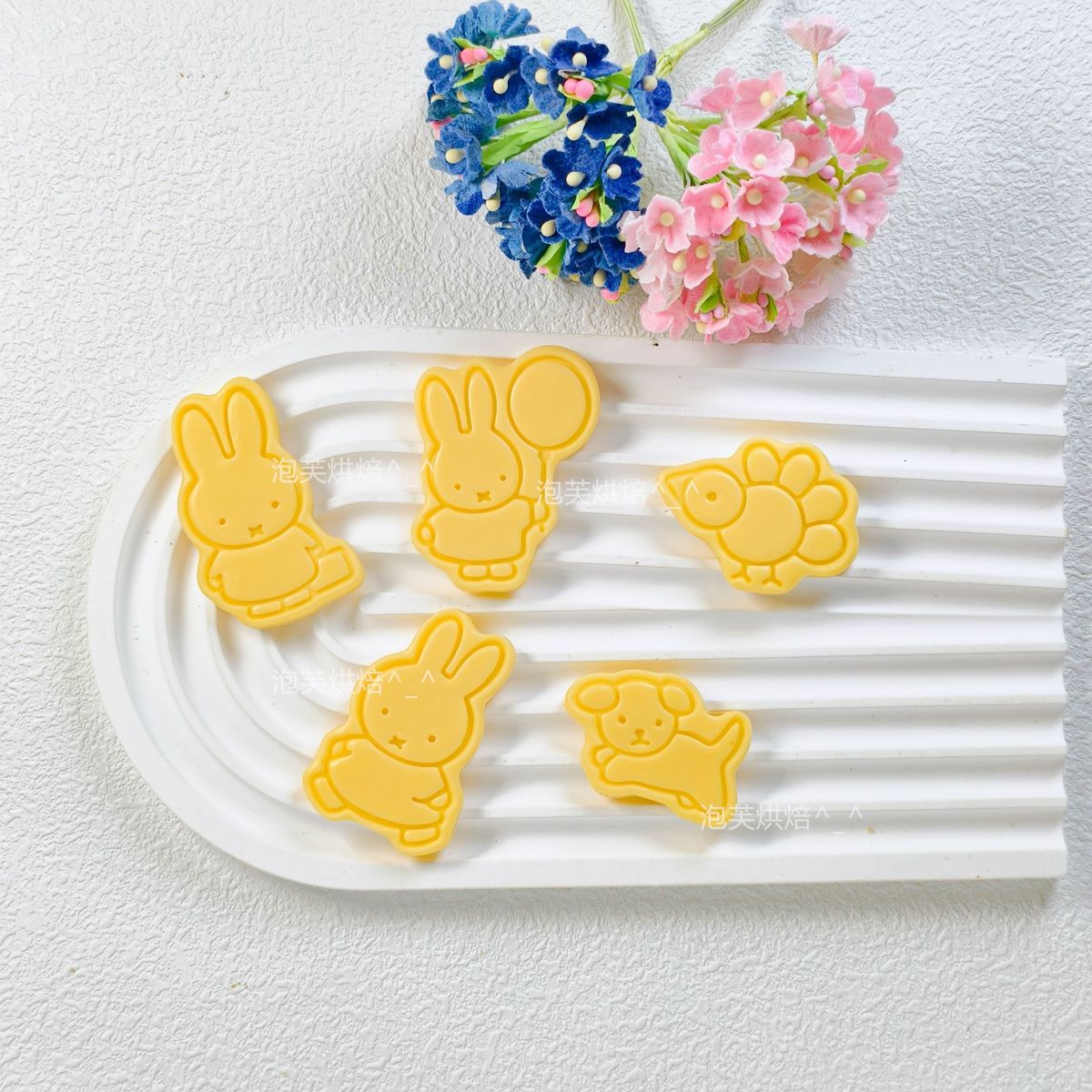 Cute 3D Press Cookie Mold with - Kids Outdoor Kitchen Accessories ulasan dan harga